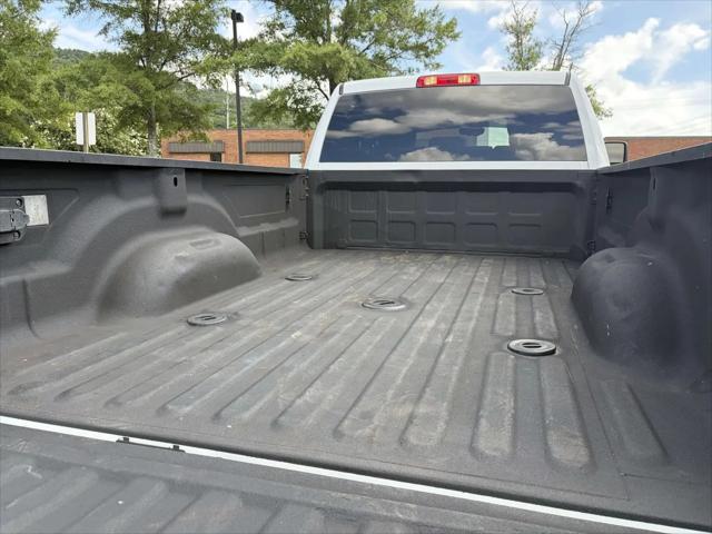 2024 Ram 3500 Big Horn Crew Cab 4x4 8' Box