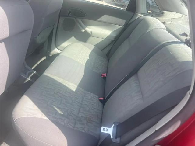 2005 Ford Focus ZX4