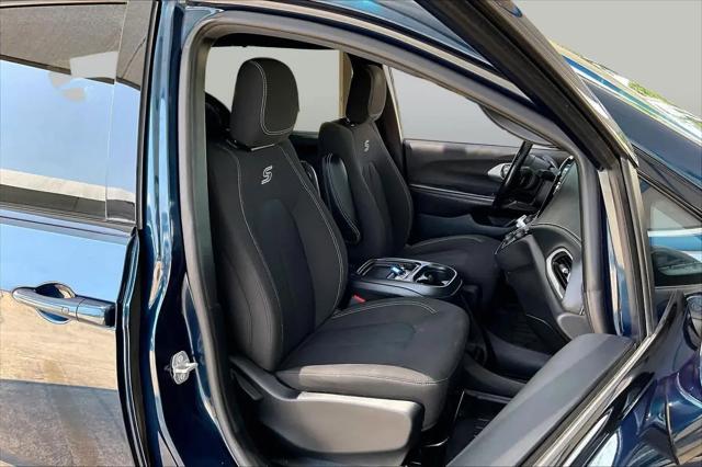 2021 Chrysler Pacifica Touring
