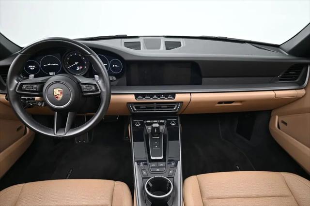 2020 Porsche 911 Carrera 4S Cabriolet