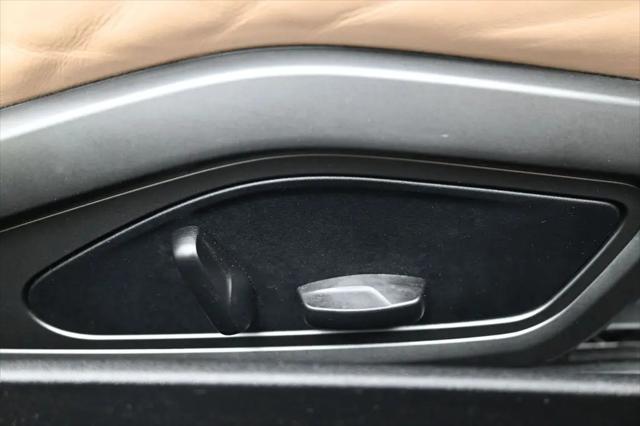 2020 Porsche 911 Carrera 4S Cabriolet