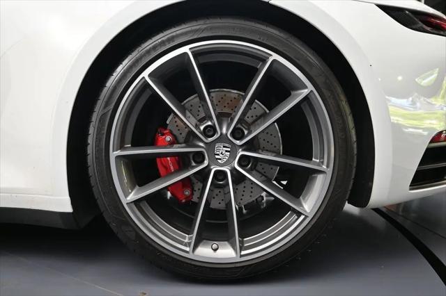 2020 Porsche 911 Carrera 4S Cabriolet