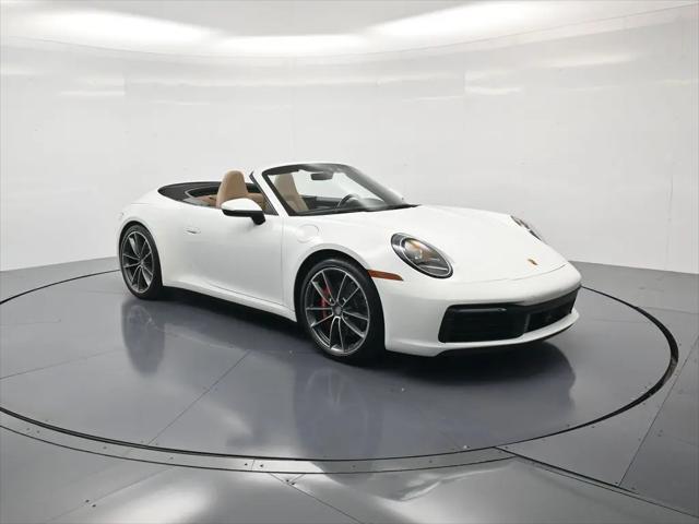 2020 Porsche 911 Carrera 4S Cabriolet