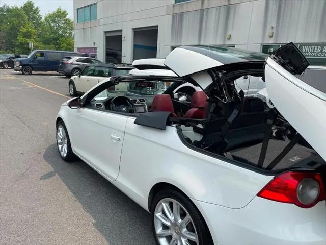 2011 Volkswagen Eos Lux