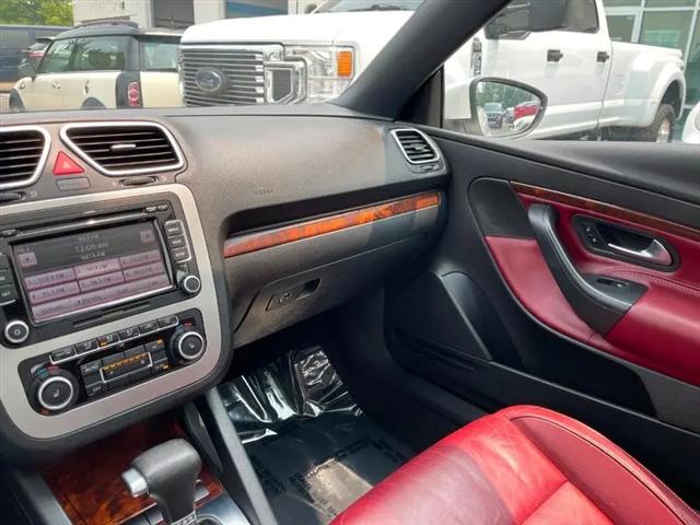 2011 Volkswagen Eos Lux