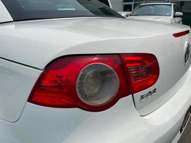 2011 Volkswagen Eos Lux