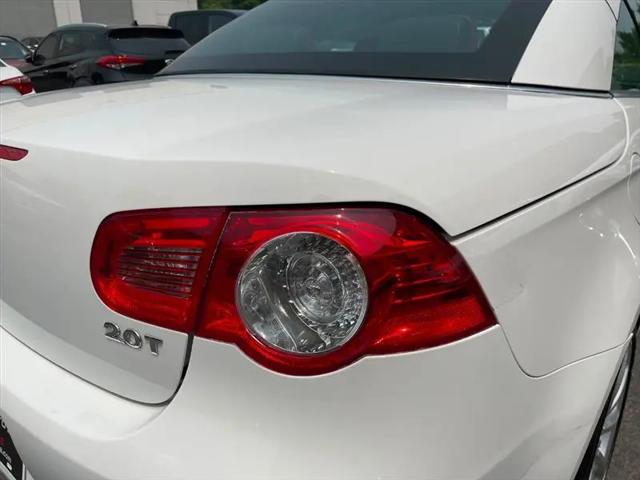 2011 Volkswagen Eos Lux