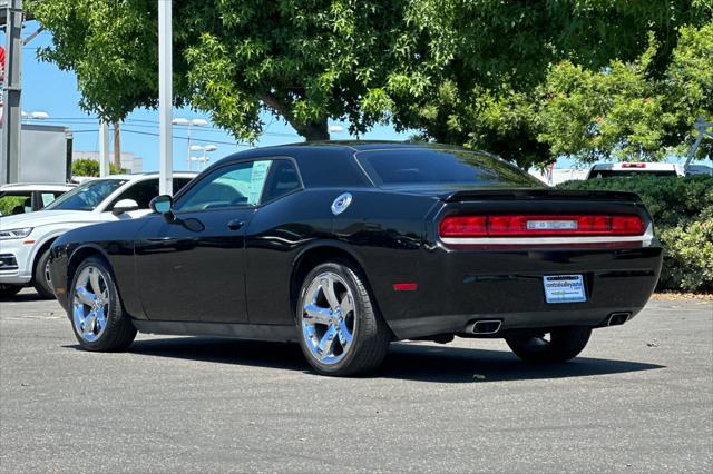 2013 Dodge Challenger SXT