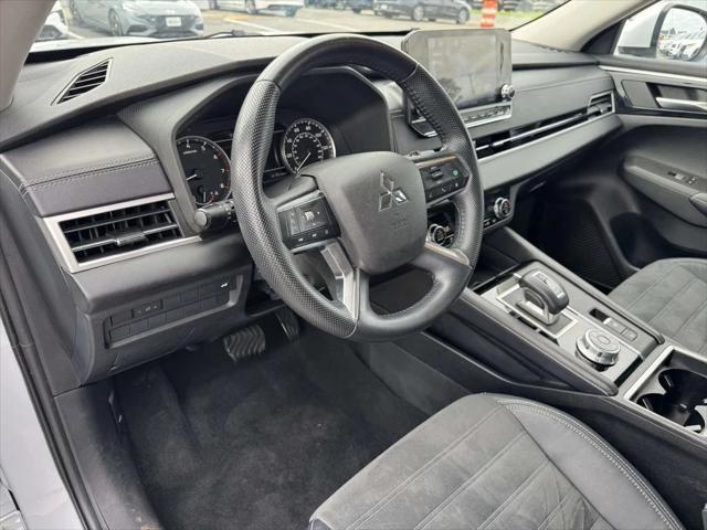 2023 Mitsubishi Outlander SE 2.5 S-AWC 2023 Mitsubishi Outlander SE 2.5 S-AWC