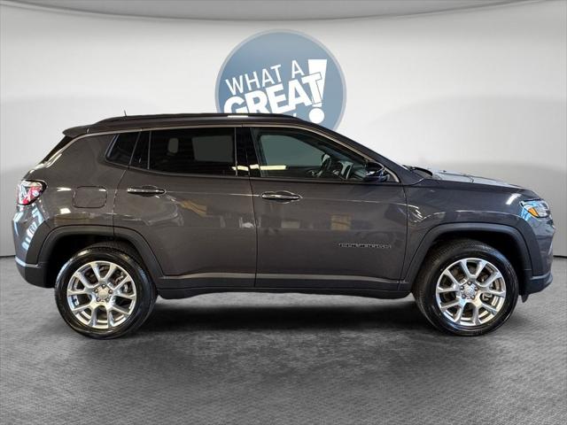 2024 Jeep Compass Latitude Lux FWD 2024 Jeep Compass Latitude Lux FWD