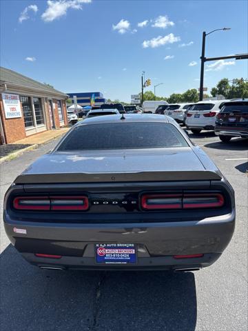 2020 Dodge Challenger SXT
