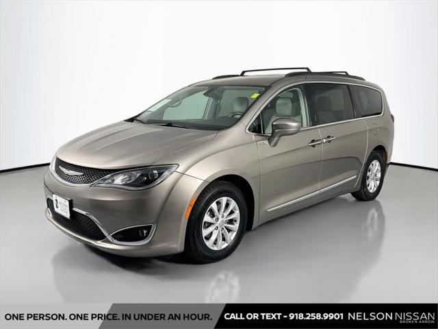2017 Chrysler Pacifica Touring-L for sale in Broken Arrow, OK