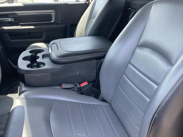 2022 Ram 1500 Classic Tradesman Regular Cab 4x4 8 Box