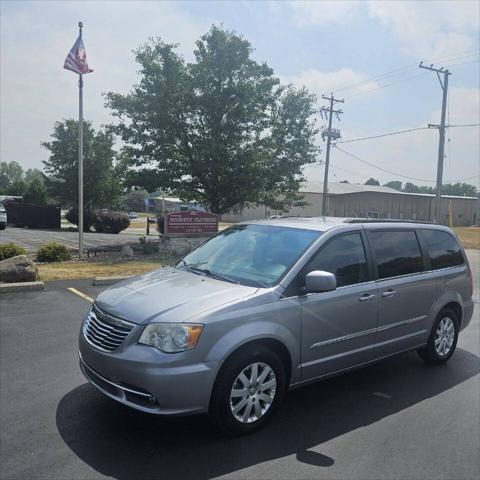 2014 Chrysler Town & Country Touring for sale in Waukesha, WI