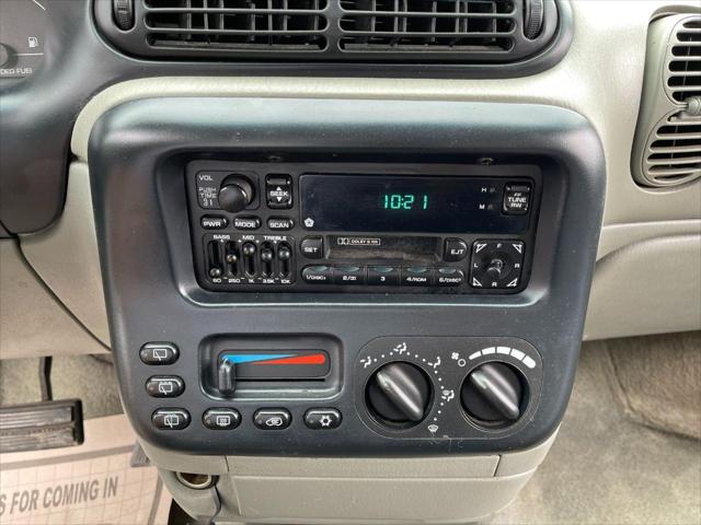 1997 Dodge Caravan SE