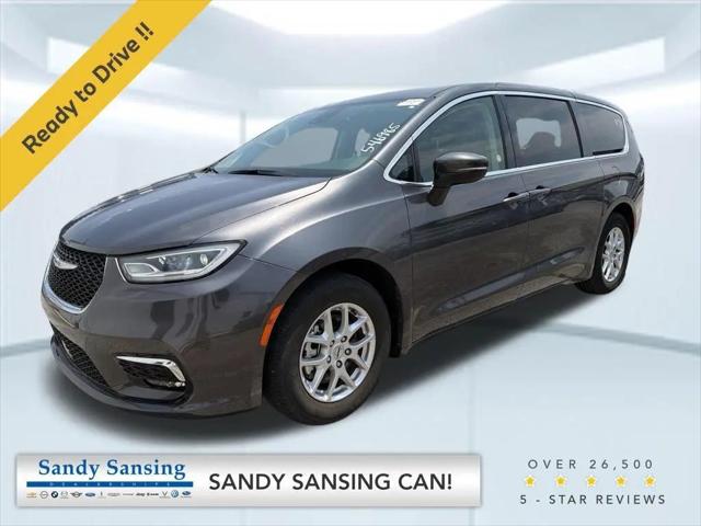 2023 Chrysler Pacifica Touring L for sale in Pensacola, FL