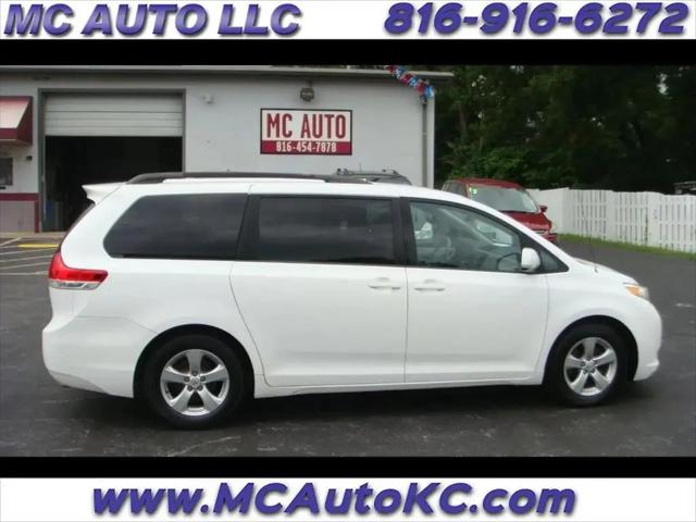 2013 Toyota Sienna LE V6 8 Passenger for sale in Kansas City, MO