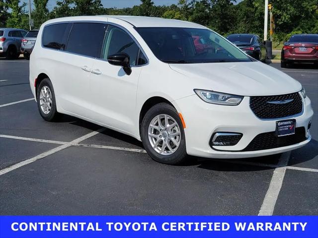 2024 Chrysler Pacifica Touring L for sale in Hodgkins, IL