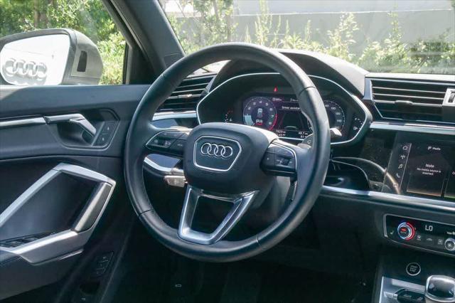 2025 Audi Q3 Premium 45 TFSI S line quattro Tiptronic
