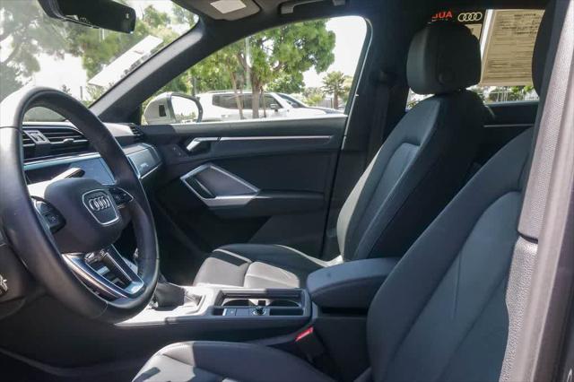 2025 Audi Q3 Premium 45 TFSI S line quattro Tiptronic