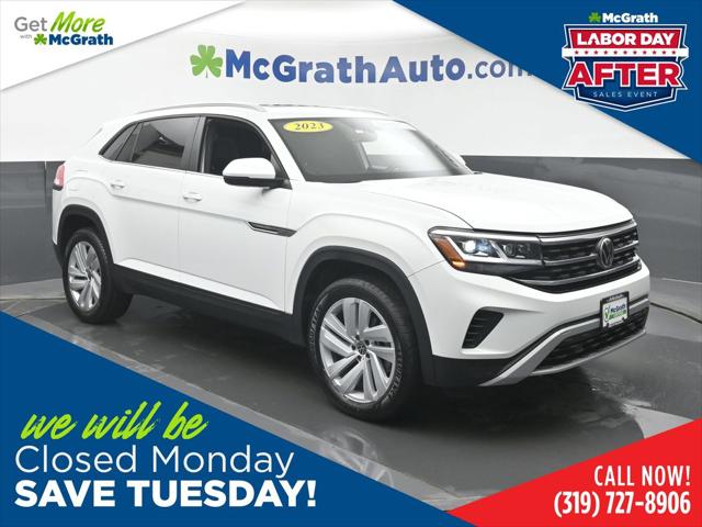 2023 Volkswagen Atlas Cross Sport 3.6L V6 SE w/Technology for sale in DUBUQUE, IA