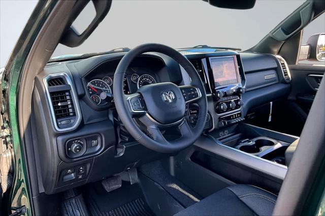 2027 RAM Ram 1500 RAM 1500 BIG HORN CREW CAB 4X4 57 BOX