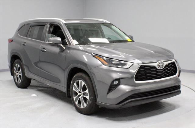 2023 Toyota Highlander XLE for sale near Groveport, OH