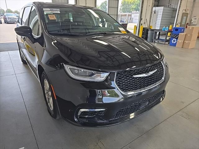 2024 Chrysler Pacifica Touring L for sale in Groveport, OH