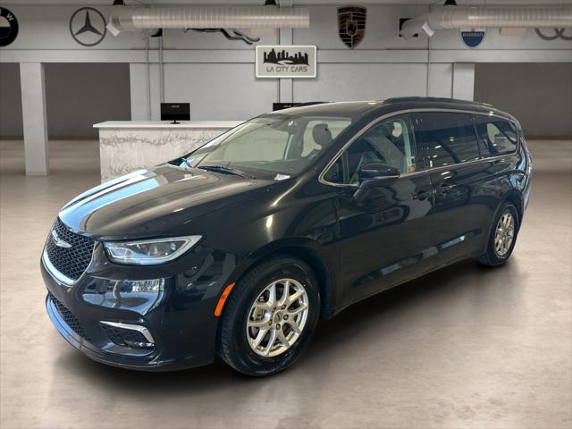 2022 Chrysler Pacifica Touring L for sale in Inglewood, CA