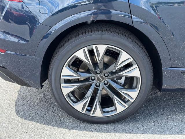 2026 Audi Q8 Premium Plus 55 TFSI quattro Tiptronic