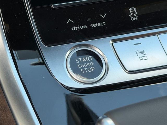 2026 Audi Q8 Premium Plus 55 TFSI quattro Tiptronic