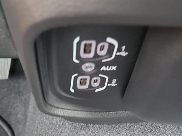 2026 Ram 1500 Tradesman Crew Cab 4x4 57 Box