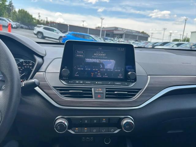2025 Nissan Altima SV FWD