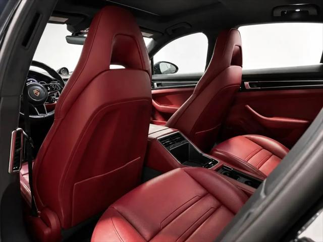 2020 Porsche Panamera GTS