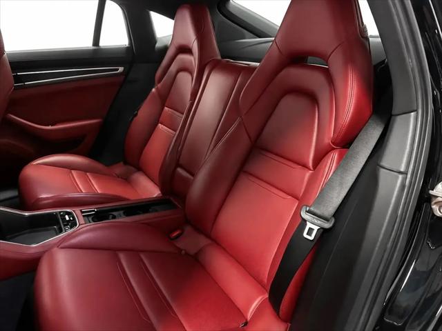 2020 Porsche Panamera GTS