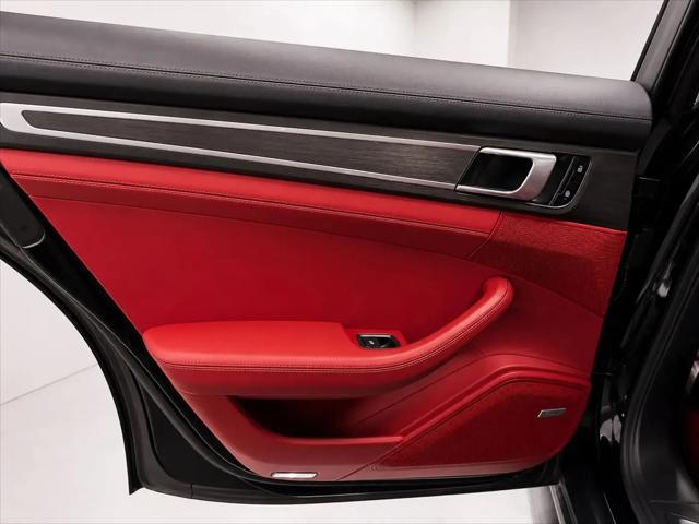 2020 Porsche Panamera GTS