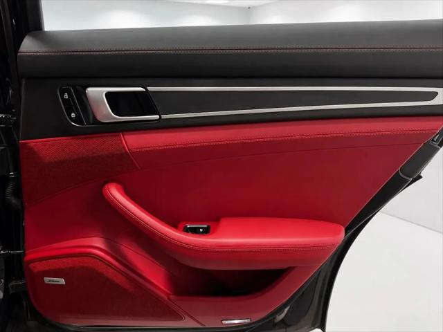 2020 Porsche Panamera GTS