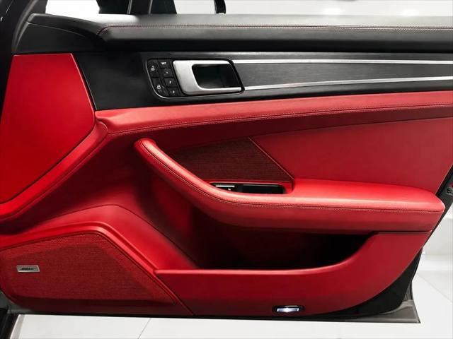 2020 Porsche Panamera GTS