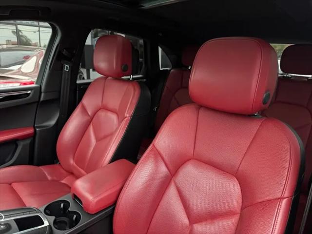 2021 Porsche Macan S