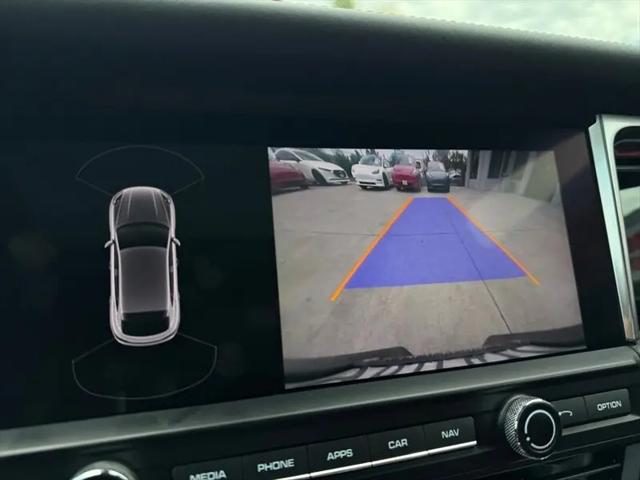 2021 Porsche Macan S