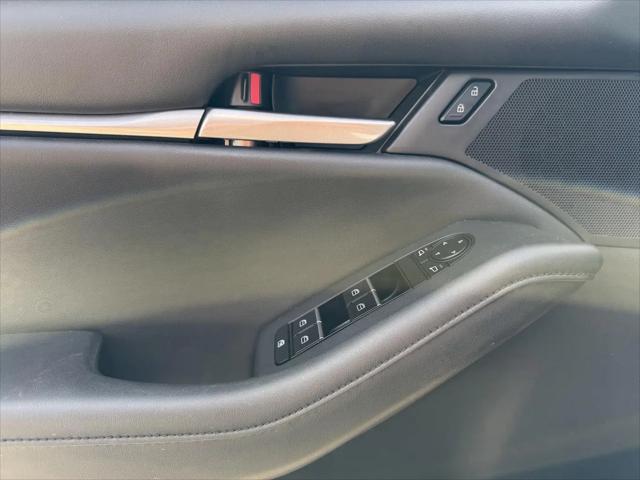2021 Mazda Mazda3 Select