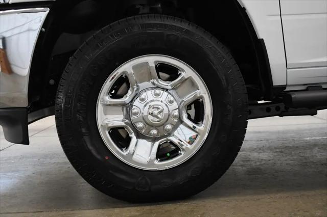 2026 Ram 3500 Tradesman Crew Cab 4x4 8 Box