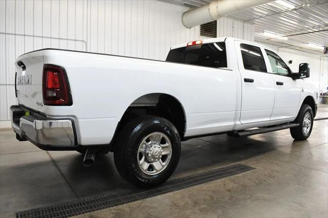 2026 Ram 3500 Tradesman Crew Cab 4x4 8 Box