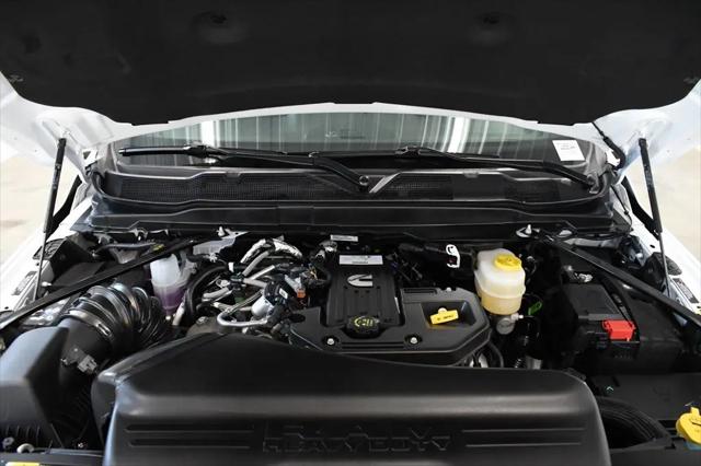 2026 Ram 3500 Tradesman Crew Cab 4x4 8 Box