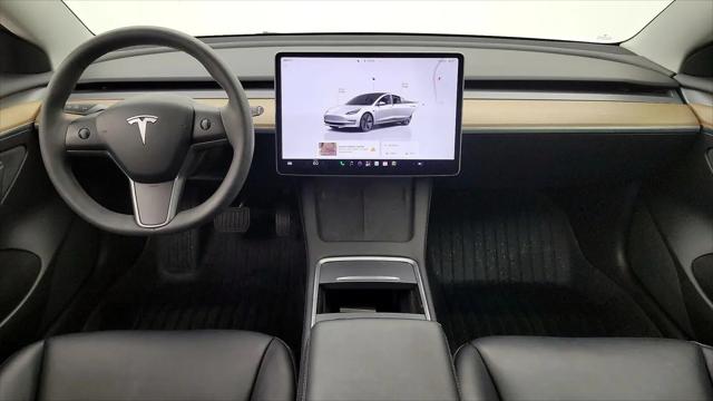 2022 Tesla Model 3 Rear-Wheel Drive