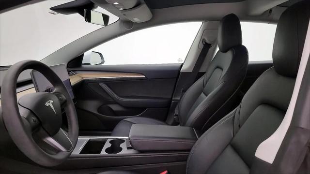 2022 Tesla Model 3 Rear-Wheel Drive