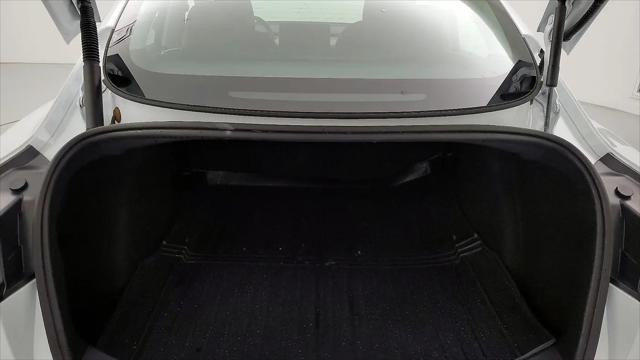 2022 Tesla Model 3 Rear-Wheel Drive