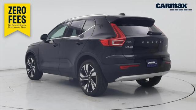 2025 Volvo XC40 B5 Plus Bright Theme