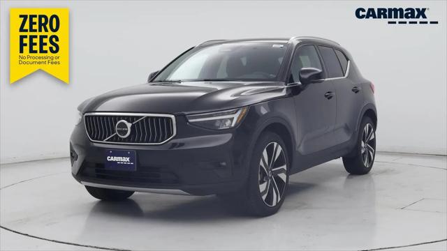 2025 Volvo XC40 B5 Plus Bright Theme