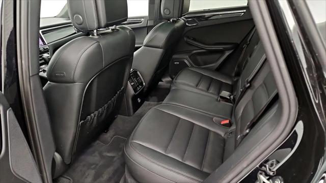 2023 Porsche Macan Macan